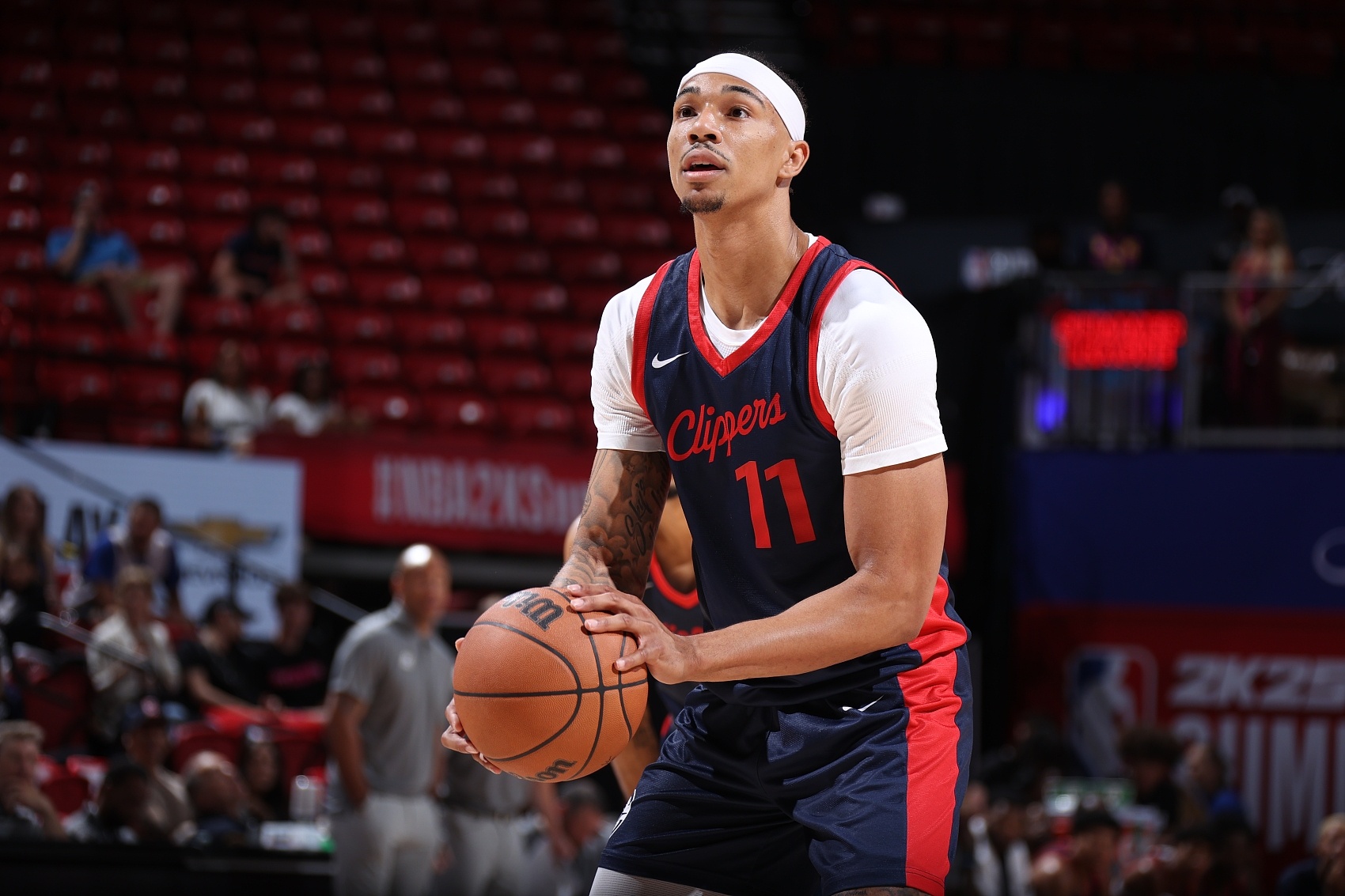 nba赔率-可圈可点！乔丹-米勒11中7砍全场最高19分外加7板 末节连得9分